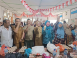 DINAS KETAHANAN PANGAN BAGIKAN 130 BANTUAN PANGAN DI DESA SARANG HELANG KECAMATAN SEI KEPAYANG TIMUR