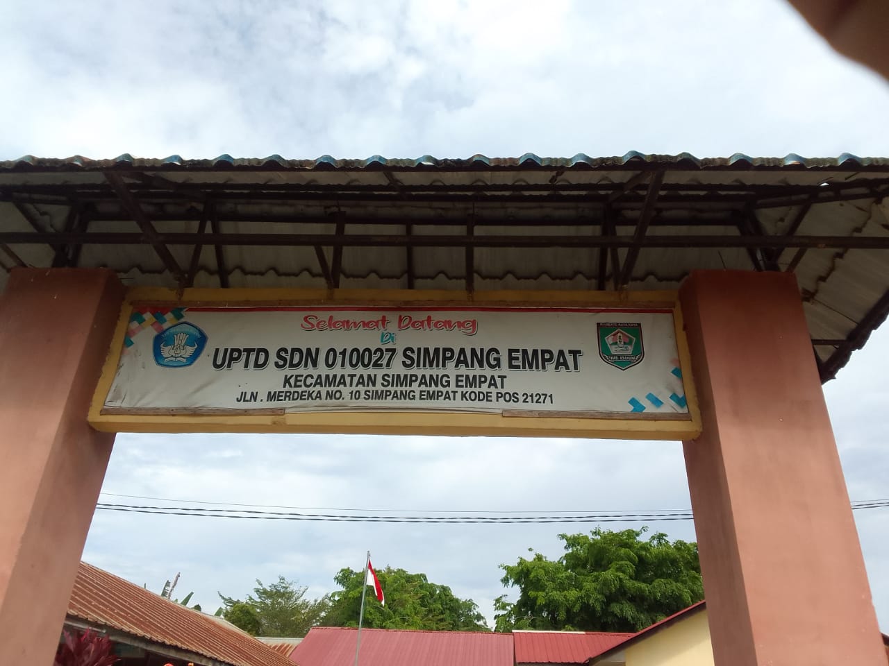 Kunjungan perpustakaan keliling ke SDN 010027 Simpang Empat