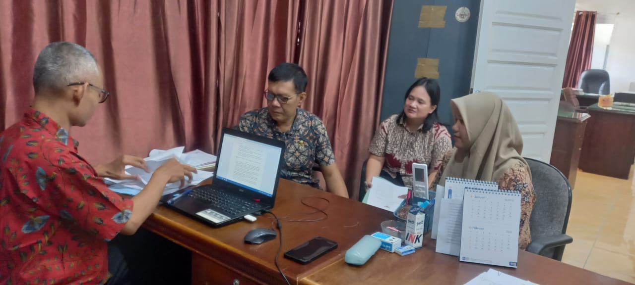  Dinas Komunikasi dan Informatika Kabupaten Asahan Melakukan Eksaminasi SK Pasti Bakti Ke Bagian Hukum Setdakab Asahan