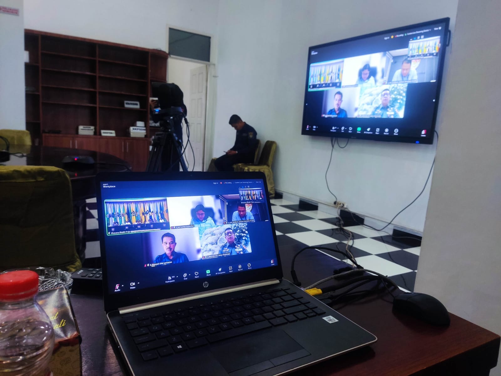  Video Conference Rapat Koordinasi Pengendalian Inflasi