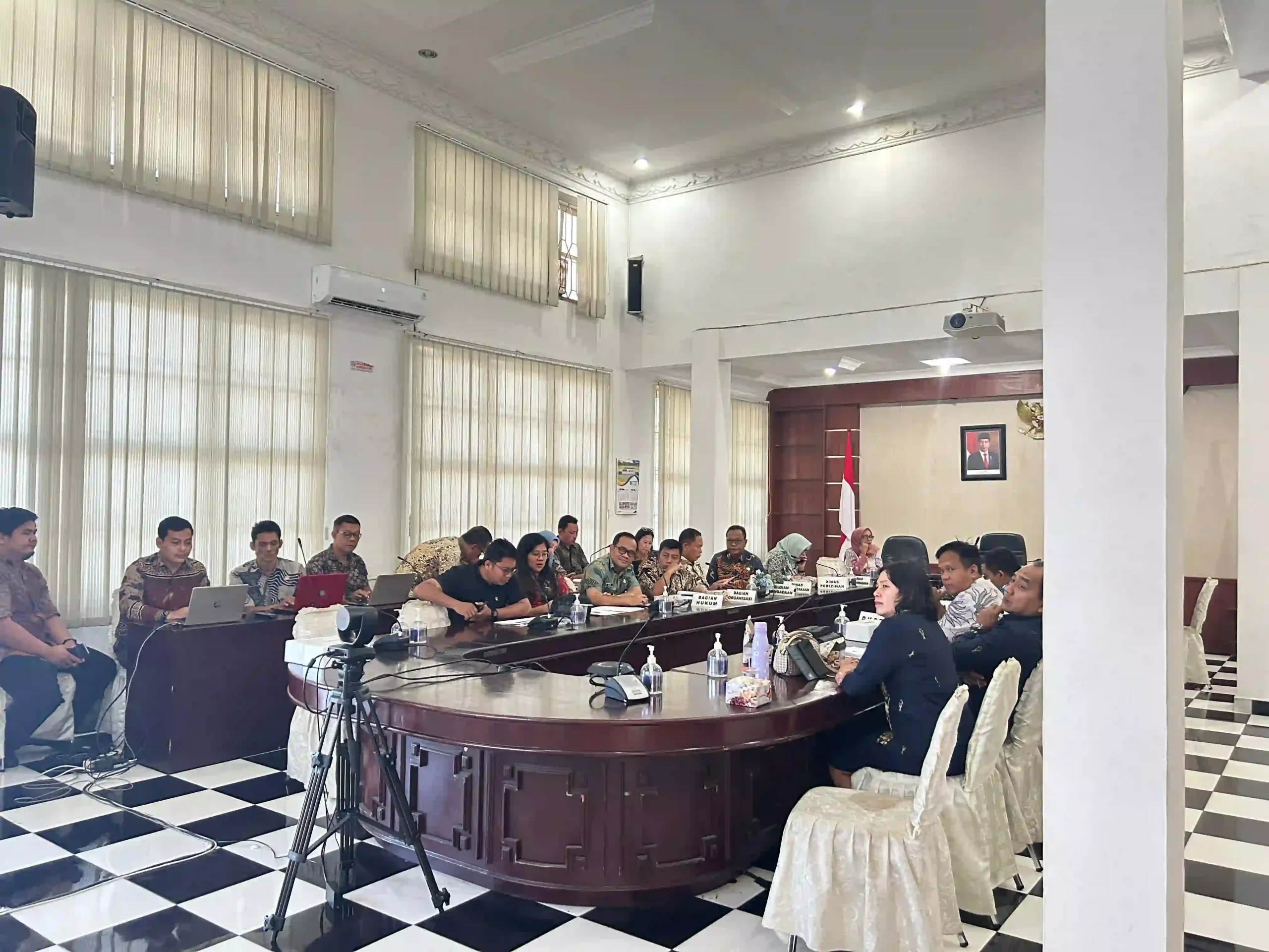  DISKOMINFO TURUT MENGHADIRI PELAKSANAAN PENILAIAN INTERVIU EVALUASI SPBE 2024