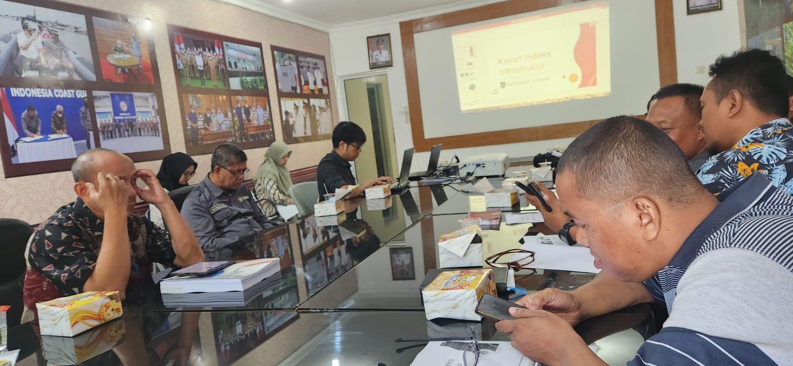  KAJIAN INDEKS INFRASTRUKTUR DI AULA SIDA BAPPEDA