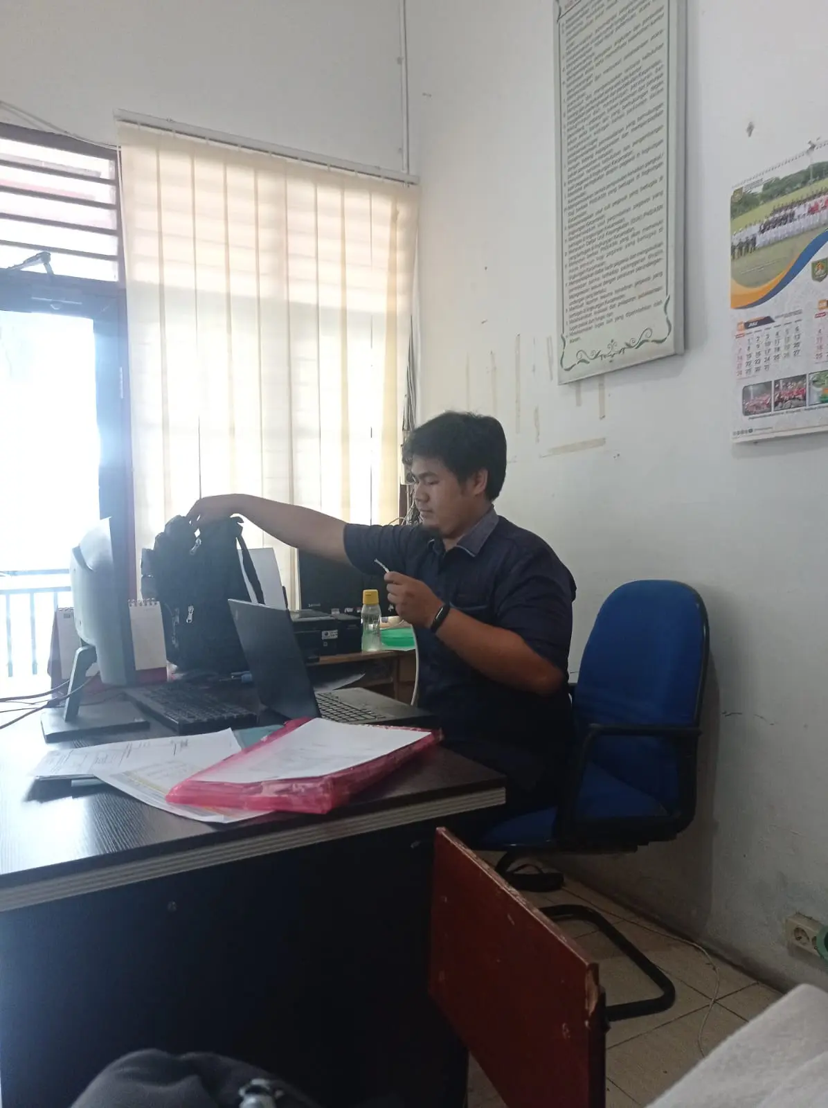  PENGGANTIAN ROUTER DI KANTOR KECAMATAN KISARAN TIMUR