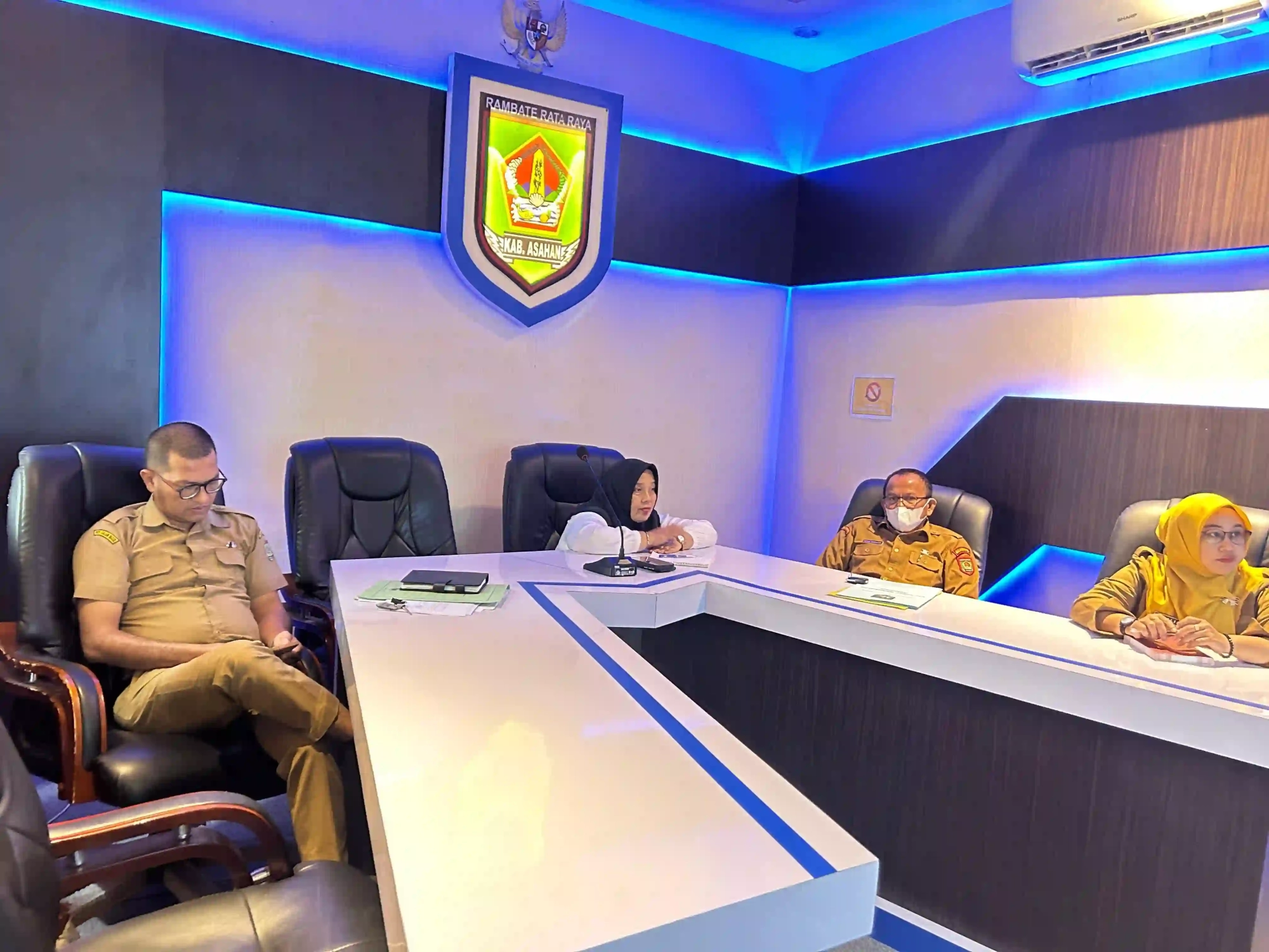 ezgif-28f4d8227ddd3c