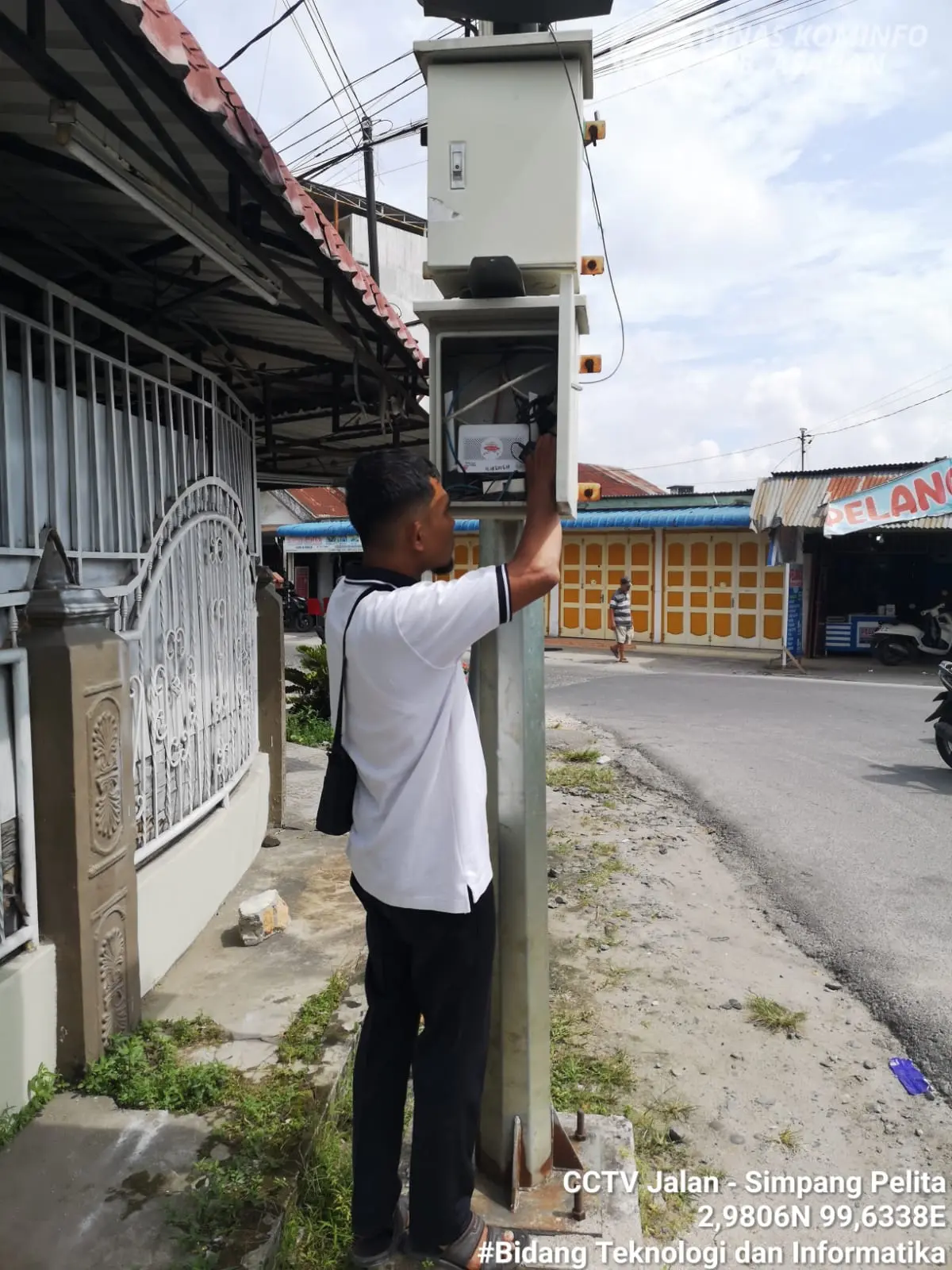  PERBAIKAN CCTV JALAN SIMPANG PELITA