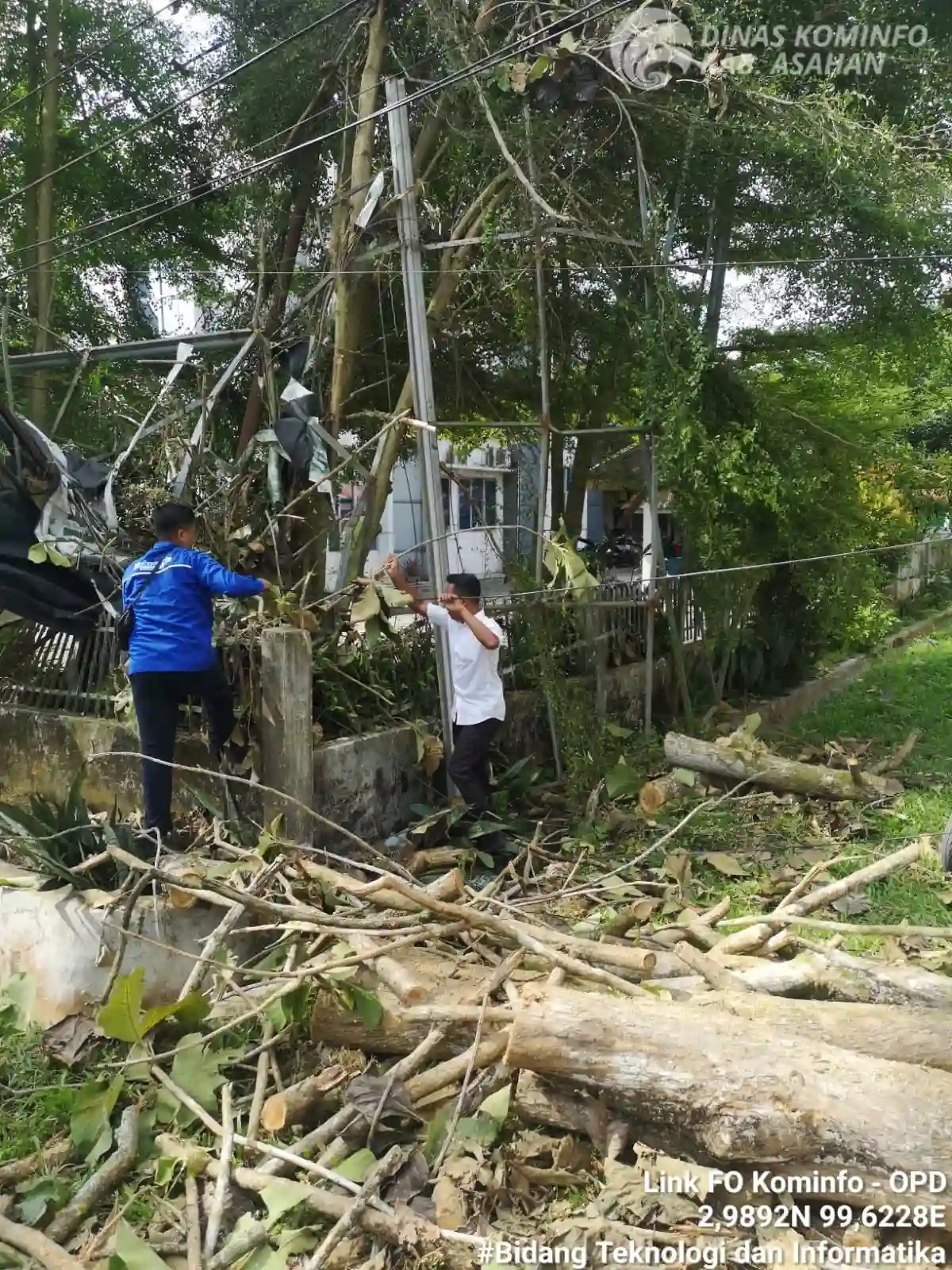  Perbaikan Kabel FO ke Organisasi Perangkat Daerah (OPD)Yang Tertimpa Pohon