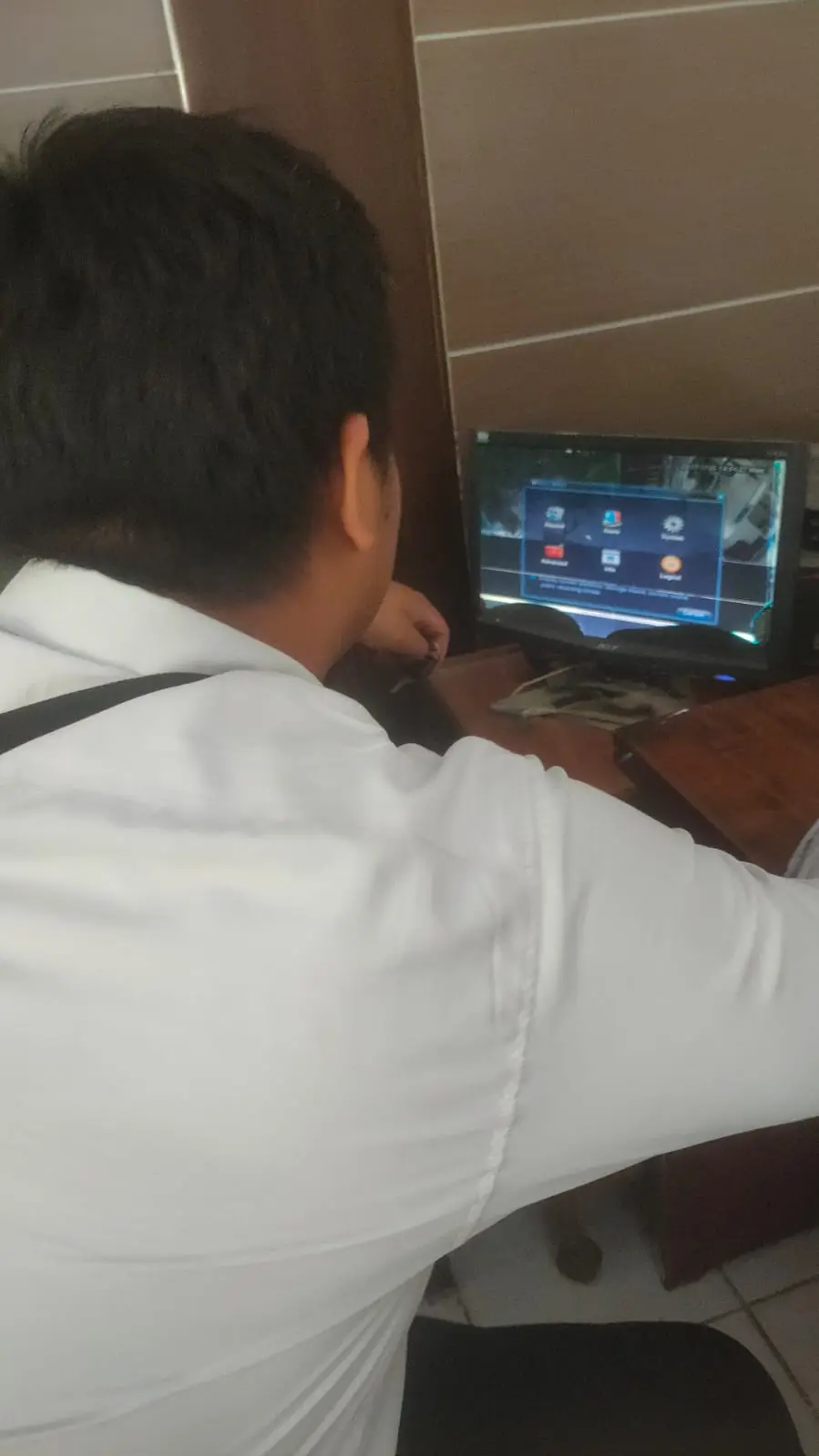  Perbaikan CCTV dan Monitoring JAringan Internet di Kecamatan Aek Songsongan