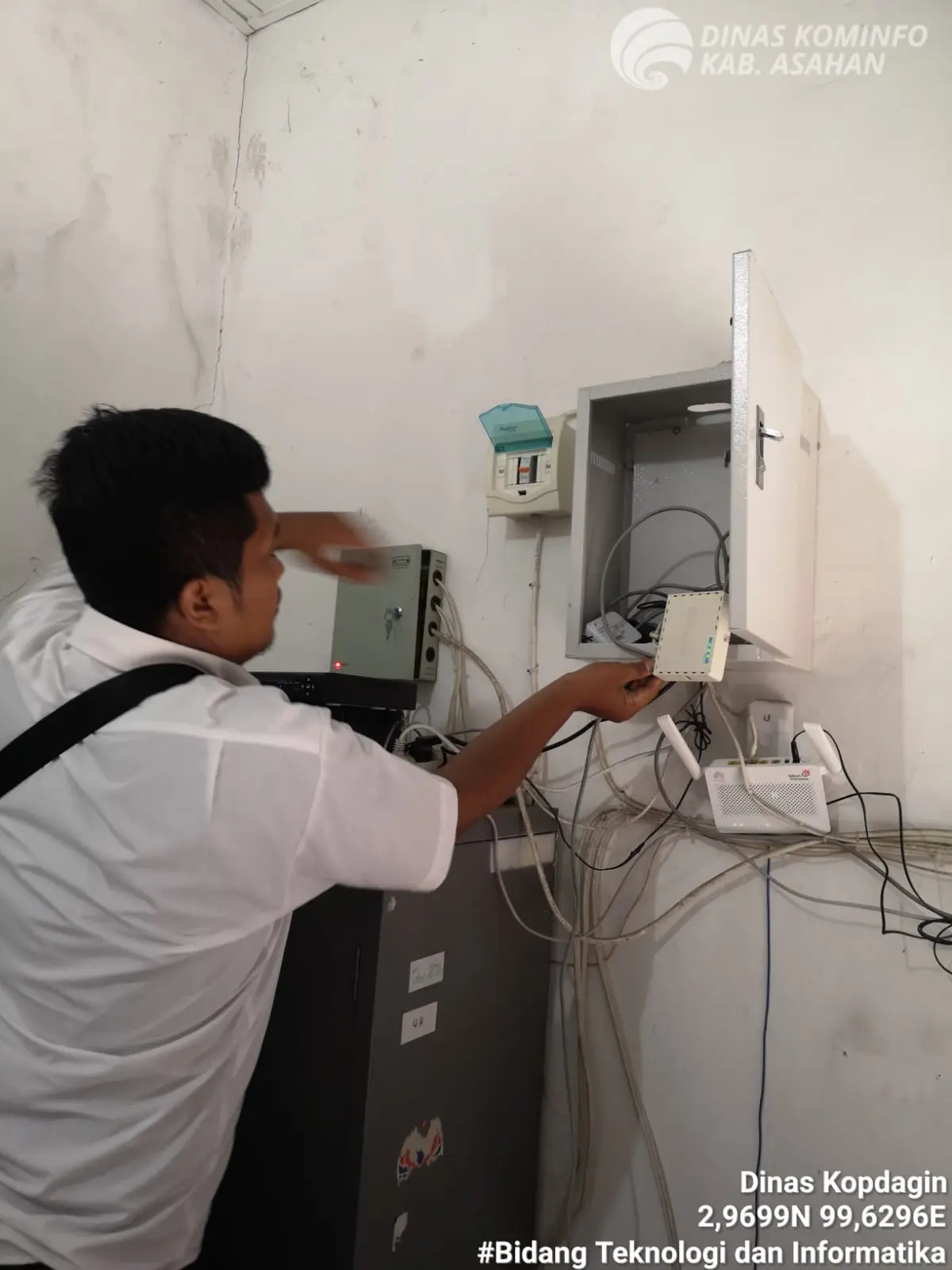  Perbaikan CCTV di Dinas Koperasi, Perdagangan, dan Perindustrian Kabupaten Asahan