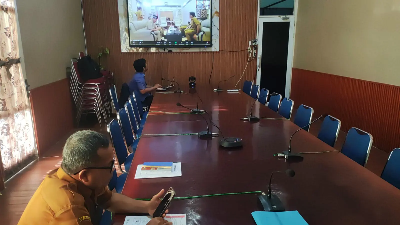  Fasilitasi Vidcon Rapat Koordinasi Pengendalian Inflasi Tahun 2025 dan Evaluasi Dukungan Pemerintah Daerah dalam Program 3 Juta Rumah