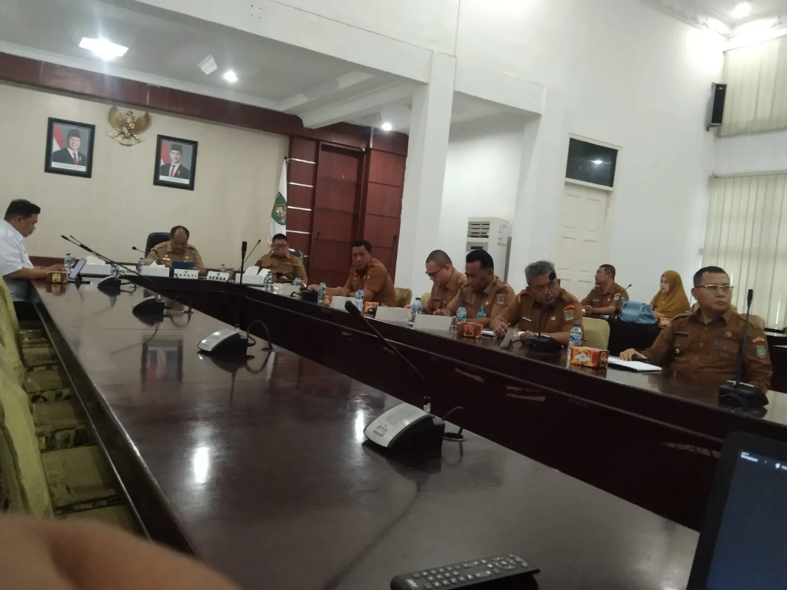  Diskominfo Asahan Fasilitasi Vidcon Rapat Koordinasi Bahas MBG dan Percepatan Penuntasan TBC