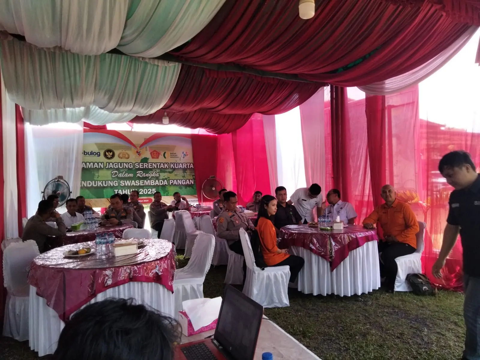  Dinas Kominfo Asahan Fasilitasi Vidcon Kegiatan Penanaman Jagung Serentak Kuartal IV