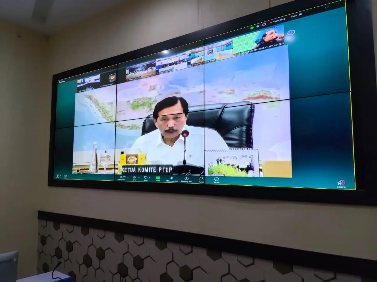  Diskominfo Asahan Hadiri Vidcon Sosialisasi Piloting Digitalisasi Bantuan Sosial Tingkat Nasional