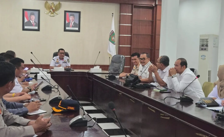  Diskominfo Asahan Ikuti Rapat Persiapan Hari Jadi Kabupaten Asahan dan Kegiatan Nuzul Qur’an
