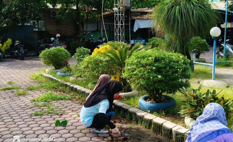  Diskominfo Asahan Gelar Kegiatan Gotong Royong