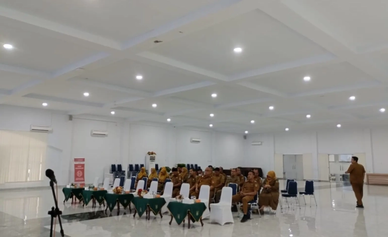  Diskominfo Asahan Fasilitasi Zoom Meeting dengan KPK di Aula Melati