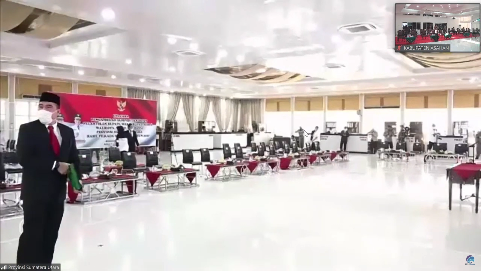 ezgif-4d552e67b7a2e3